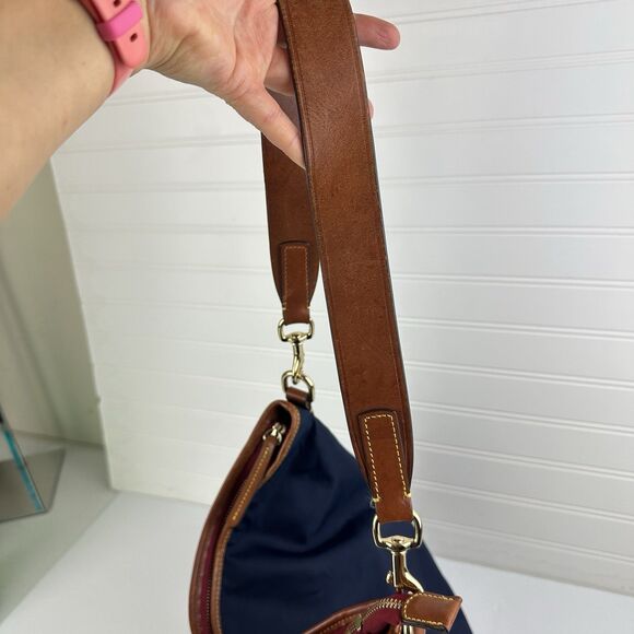 DOONEY & BOURKE Wayfarer Navy Blue Nylon Zip Hobo Leather Shoulder Bag Purse - Picture 6 of 16